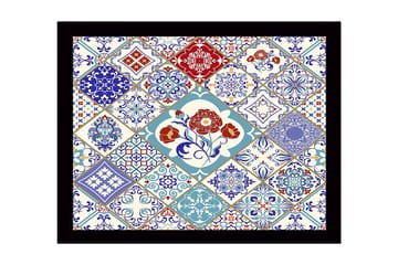 Innrammet lerret i tre - 41x56 cm - Mønstret flisekomposisjon med blomstermotiver og geometriske former - Blå / Rød / Hvit - Interiør - Maleri & posters - Lerretsbilder
