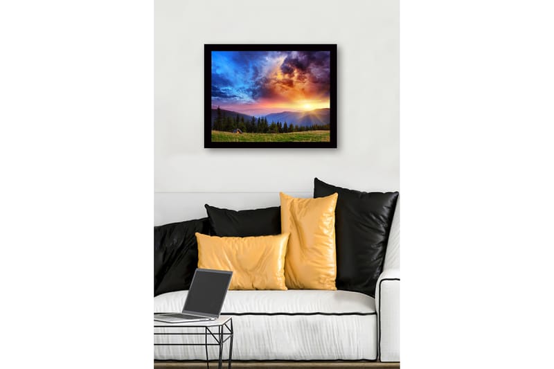 Innrammet lerret i tre - 41x56 cm - Storslått solnedgang over fjell og skog - Blå / Oransje / Grønn - Interiør - Maleri & posters - Lerretsbilder