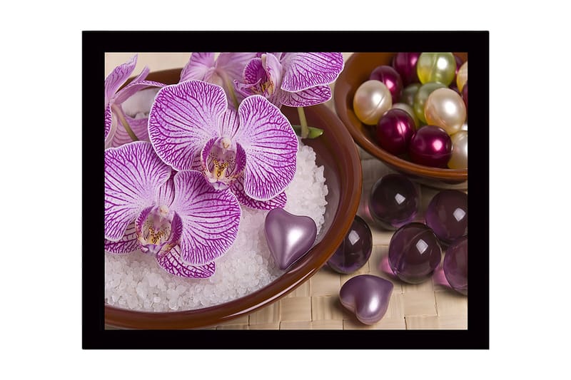 Innrammet lerret i tre - 41x56 cm - Vakker samling av orkideer og dekorasjoner i skåler, Lilla / Hvit / Grønn