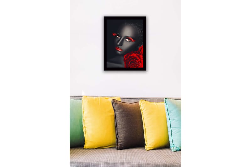 Innrammet lerret i tre - 41x56 cm - Portrett av kvinne med svart hud og røde detaljer - Rød / Svart - Interiør - Maleri & posters - Lerretsbilder
