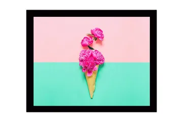 Innrammet lerretsbilde i tre - 41x56 cm - Blomster i en glasskjegle mot en fargerik bakgrunn - Rosa / Grønn / Gul - Interiør - Maleri & posters - Lerretsbilder