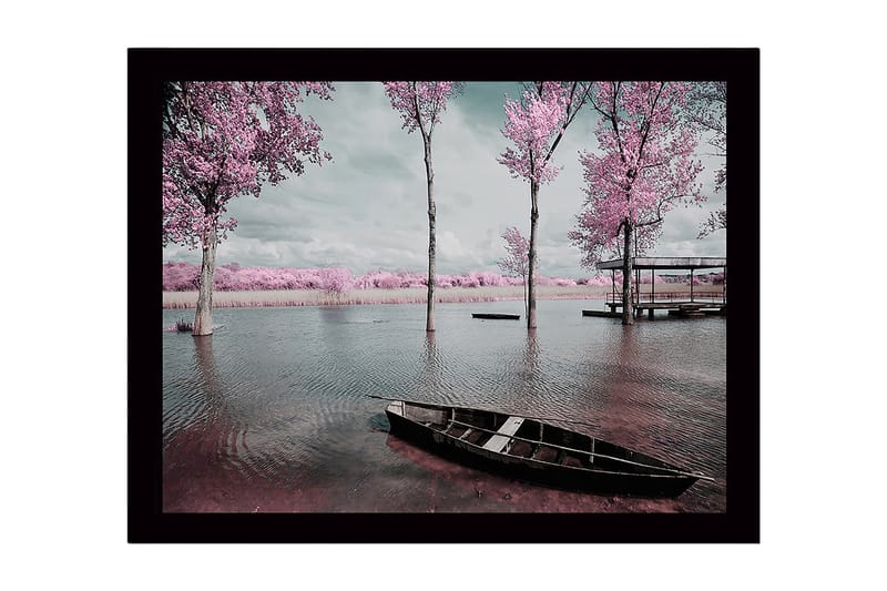 Innrammet lerretsbilde i tre - 41x56 cm - Drømmende landskap med rosa trær ved en rolig innsjø, Rosa / Grå / Svart