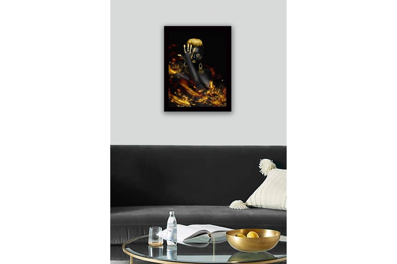 Innrammet lerretsbilde i tre - 41x56 cm - Elegant kvinne med gulldetaljer og svart bakgrunn - Svart / Gull - Interiør - Maleri & posters - Lerretsbilder