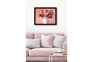 Innrammet lerretsbilde i tre - 41x56 cm - Fargerik blomsterbukett i en porselensmugge - Rosa / Hvit / Grønn - Interiør - Maleri & posters - Lerretsbilder