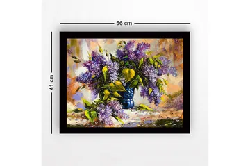 Innrammet lerretsbilde i tre - 41x56 cm - Fargerik bukett med syrinblomster i en blå vase - Lilla / Grønn / Blå - Interiør - Maleri & posters - Lerretsbilder