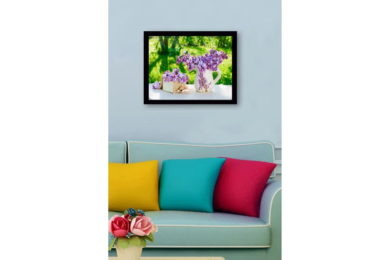 Innrammet lerretsbilde i tre - 41x56 cm - Fargerik bukett med syriner i en potte - Lilla / Grønn / Hvit - Interiør - Maleri & posters - Lerretsbilder