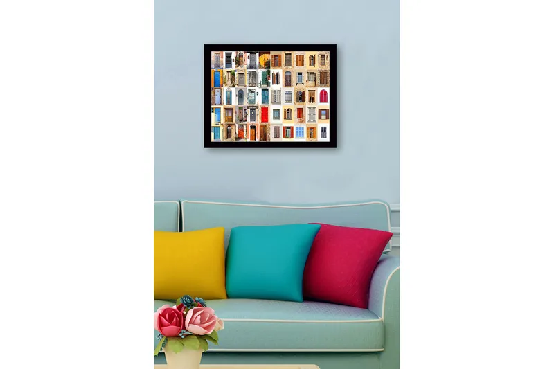 Innrammet lerretsbilde i tre - 41x56 cm - Fargerike dører og vinduer i en mosaikk av forskjellige stiler - Blå / Rød / Beige - Interiør - Maleri & posters - Lerretsbilder