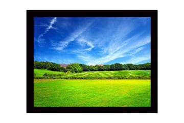 Innrammet lerretsbilde i tre - 41x56 cm - Frodig landskap med frodige enger og blå himmel - Grønn / Blå - Interiør - Maleri & posters - Lerretsbilder