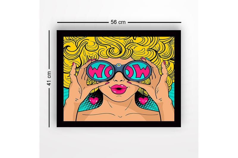 Innrammet lerretsbilde i tre - 41x56 cm - Glamorøs kvinne med store solbriller og krøllete blondt hår - Gul / Rosa / Turkis - Interiør - Maleri & posters - Lerretsbilder