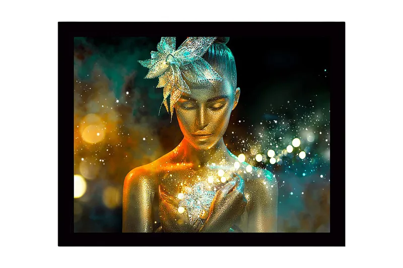 Innrammet lerretsbilde i tre - 41x56 cm - Glitrende kvinne med gyllen hud og en blomst i håret, Gull / Turkis / Oransje