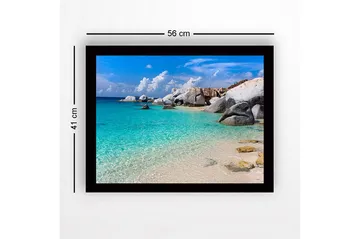 Innrammet lerretsbilde i tre - 41x56 cm - Klart blått hav med store steiner og sandstrand - Turkis / Hvit / Grå - Interiør - Maleri & posters - Lerretsbilder