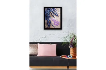 Innrammet lerretsbilde i tre - 41x56 cm - Lavendelblomster med rosa saltkrystaller - Blå / Lilla - Interiør - Maleri & posters - Lerretsbilder