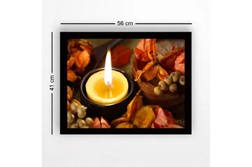 Innrammet lerretsbilde i tre - 41x56 cm - Lyslykt omgitt av tørkede blomster og frukt - Gull / Oransje / Brun - Interiør - Maleri & posters - Lerretsbilder