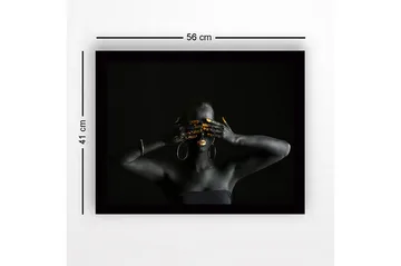 Innrammet lerretsbilde i tre - 41x56 cm - Mørk figur med gulldetaljer som dekker ansikt og hender - Svart / Gull - Interiør - Maleri & posters - Lerretsbilder