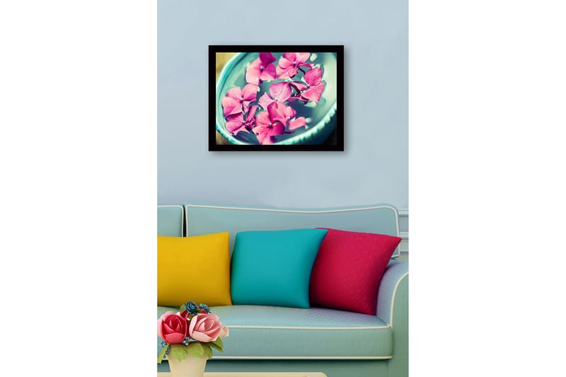Innrammet lerretsbilde i tre - 41x56 cm - Rosa blomster som flyter i en bolle med vann - Rosa / Turkis / Grønn - Interiør - Maleri & posters - Lerretsbilder