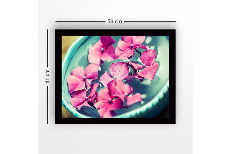 Innrammet lerretsbilde i tre - 41x56 cm - Rosa blomster som flyter i en bolle med vann - Rosa / Turkis / Grønn - Interiør - Maleri & posters - Lerretsbilder