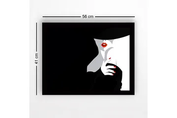 Innrammet lerretsbilde i tre - 41x56 cm - Sensuell kvinne med rød leppestift og svart hatt - Svart / Hvit / Rød - Interiør - Maleri & posters - Lerretsbilder