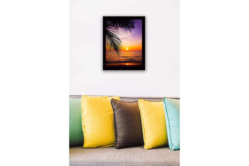 Innrammet lerretsbilde i tre - 41x56 cm - Solnedgang over havet med palmer i forgrunnen - Lilla / Oransje / Gul - Interiør - Maleri & posters - Lerretsbilder