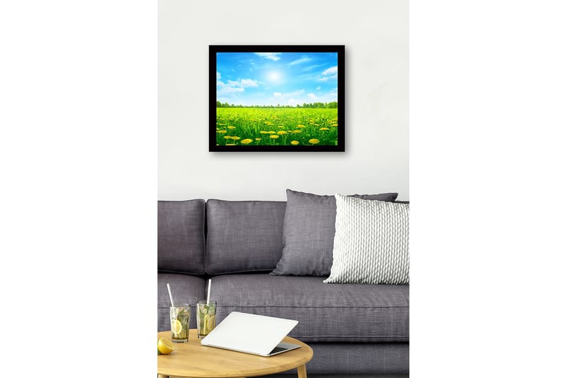 Innrammet lerretsbilde i tre - 41x56 cm - Solrik eng med blomstrende løvetann - Grønn / Gul / Blå - Interiør - Maleri & posters - Lerretsbilder