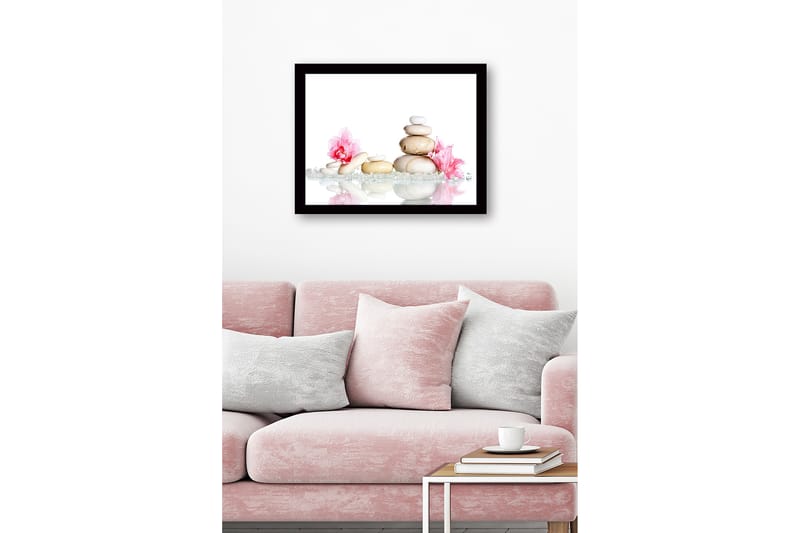 Innrammet lerretsbilde i tre - 41x56 cm - Steinrøys omgitt av rosa blomster og glitrende steiner - Hvit / Rosa / Beige - Interiør - Maleri & posters - Lerretsbilder