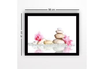 Innrammet lerretsbilde i tre - 41x56 cm - Steinrøys omgitt av rosa blomster og glitrende steiner - Hvit / Rosa / Beige - Interiør - Maleri & posters - Lerretsbilder