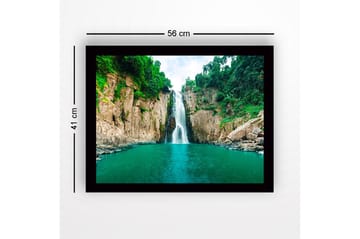 Innrammet lerretsbilde i tre - 41x56 cm - Storslått foss som faller ned i en klar, turkis innsjø omgitt av frodig grøntområde - Turkis / Grønn / Beige - Interiør - Maleri & posters - Lerretsbilder