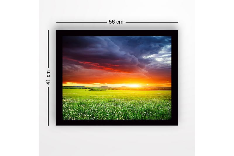 Innrammet lerretsbilde i tre - 41x56 cm - Storslått solnedgang over en grønn eng - Oransje / Grønn / Blå - Interiør - Maleri & posters - Lerretsbilder