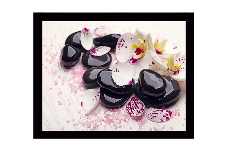 Innrammet lerretsbilde i tre - 41x56 cm - Svarte steiner omgitt av hvite og lilla orkideblader, Svart / Hvit / Lilla