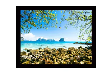 Innrammet lerretsbilde i tre - 41x56 cm - Vakker kystlinje med klipper og klart blått hav - Blå / Grønn / Beige - Interiør - Maleri & posters - Lerretsbilder