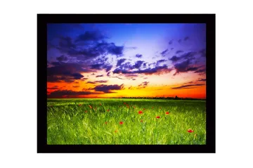 Innrammet lerretsbilde i tre - 41x56 cm - Vakker solnedgang over en grønn eng med røde valmuer - Grønn / Oransje / Blå - Interiør - Maleri & posters - Lerretsbilder