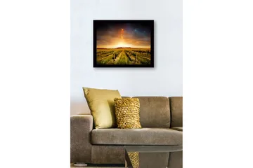 Innrammet lerretsbilde i tre - 41x56 cm - Vakker vingård under en gyllen solnedgang - Gull / Grønn / Brun - Interiør - Maleri & posters - Lerretsbilder