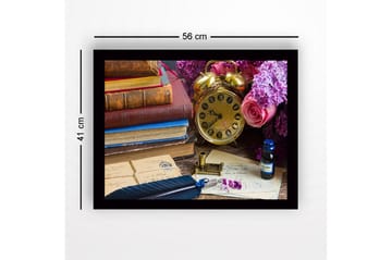 Innrammet lerretsbilde i tre - 41x56 cm - Vintage skrivebordsscene med bøker, klokke og blomster - Gull / Lilla / Rosa - Interiør - Maleri & posters - Lerretsbilder