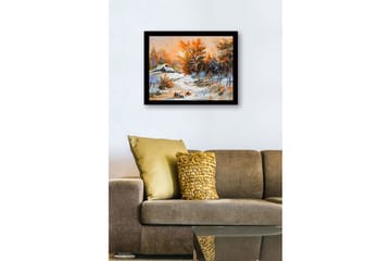 Innrammet lerretsbilde i tre - 41x56 cm - Vinterlandskap med snødekte trær og en hytte i bakgrunnen - Oransje / Hvit / Blå - Interiør - Maleri & posters - Lerretsbilder