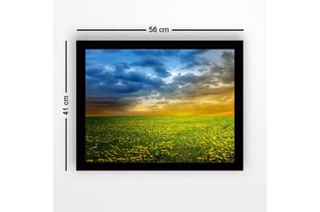 Innrammet trelerretsbilde - 41x56 cm - Blomstrende eng med gule løvetann under en dramatisk himmel - Gul / Blå / Grønn - Interiør - Maleri & posters - Lerretsbilder