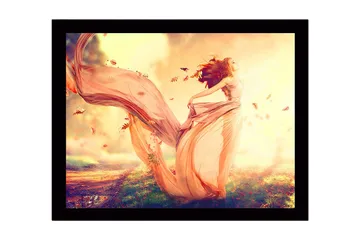 Innrammet trelerretsbilde - 41x56 cm - Dansende kvinne i en flagrende kjole omgitt av høstblader - Lys rosa / Oransje / Gull - Interiør - Maleri & posters - Lerretsbilder