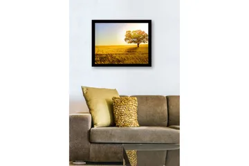 Innrammet trelerretsbilde - 41x56 cm - Ensomt høsttre i en gyllen åker - Gull / Grønn / Oransje - Interiør - Maleri & posters - Lerretsbilder