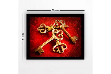 Innrammet trelerretsbilde - 41x56 cm - Gamle nøkler med intrikate mønstre på rød bakgrunn - Rød / Gull - Interiør - Maleri & posters - Lerretsbilder