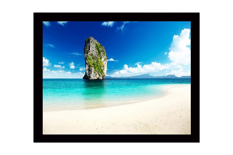 Innrammet trelerretsbilde - 41x56 cm - Storslått klippe som stiger opp fra det turkise havet, Turkis / Blå / Grønn