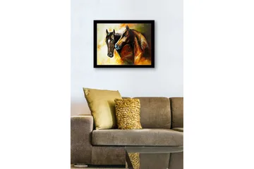 Innrammet trelerretsbilde - 41x56 cm - To majestetiske hester som står tett inntil hverandre - Brun / Svart / Oransje - Interiør - Maleri & posters - Lerretsbilder