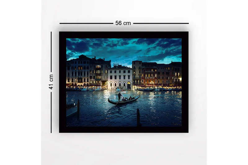 Innrammet trelerretsbilde - 41x56 cm - Vakker utsikt over en gondolbane på en kanal i Venezia om kvelden - Mørk blå / Grå / Gyllen - Interiør - Maleri & posters - Lerretsbilder