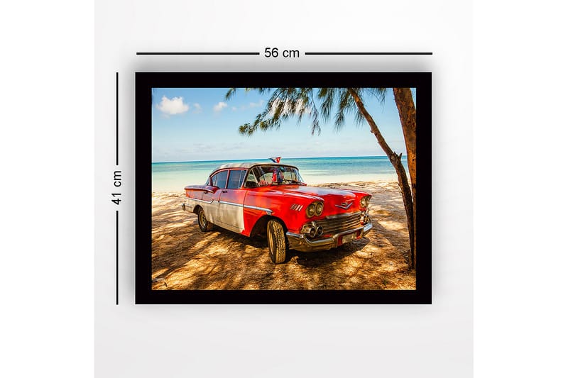 Innrammet trelerretsbilde - 41x56 cm - Veteranbil på stranden med tropisk bakgrunn - Rød / Grå / Svart - Interiør - Maleri & posters - Lerretsbilder