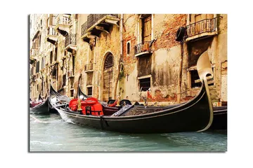 Lerret 70x100 cm - Romantisk scene med gondoler som glir langs en venetiansk kanal - Svart / Rød / Beige - Interiør - Maleri & posters - Lerretsbilder