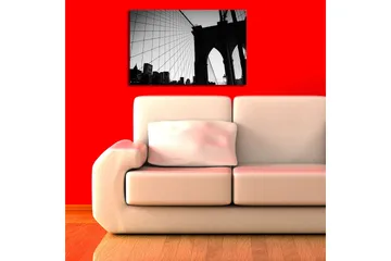 Lerret 70x45 cm - Silhuett av Brooklyn Bridge mot en dramatisk himmel - Svart / Grå - Interiør - Maleri & posters - Lerretsbilder