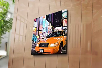 Lerretsbilde 45x45 cm - Drosjer i neonbelyst bymiljø - Oransje / Svart / Blå - Interiør - Maleri & posters - Lerretsbilder