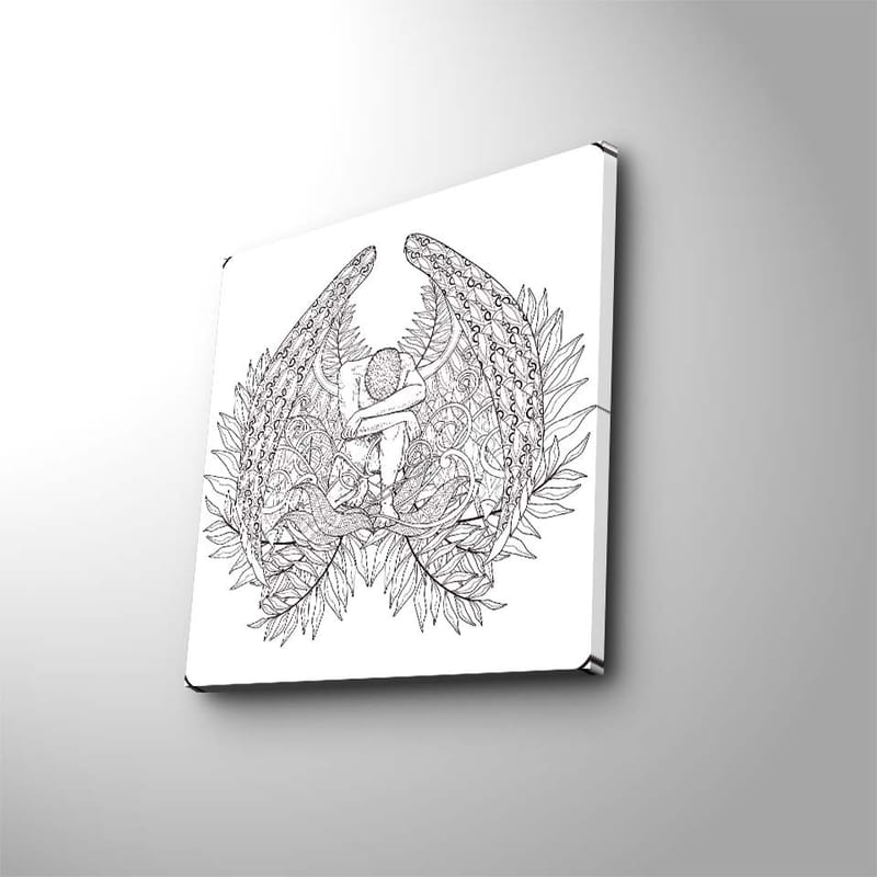 Lerretsbilde 45x45 cm - Fantasifullt motiv med en figur omgitt av store, detaljerte vinger og vegetasjon, Svart / Grå / Hvit