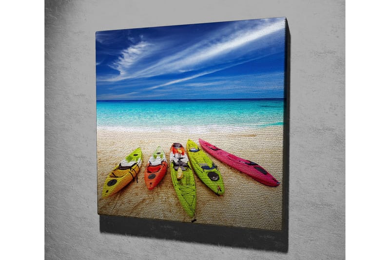 Lerretsbilde 45x45 cm - Fargerike kajakker på en sandstrand ved sjøen - Blå / Grønn / Gul - Interiør - Maleri & posters - Lerretsbilder