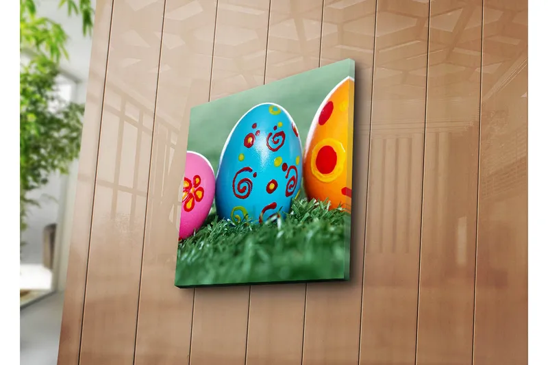 Lerretsbilde 45x45 cm - Fargerike påskeegg i grønn plen - Blå / Rosa / Gul - Interiør - Maleri & posters - Lerretsbilder