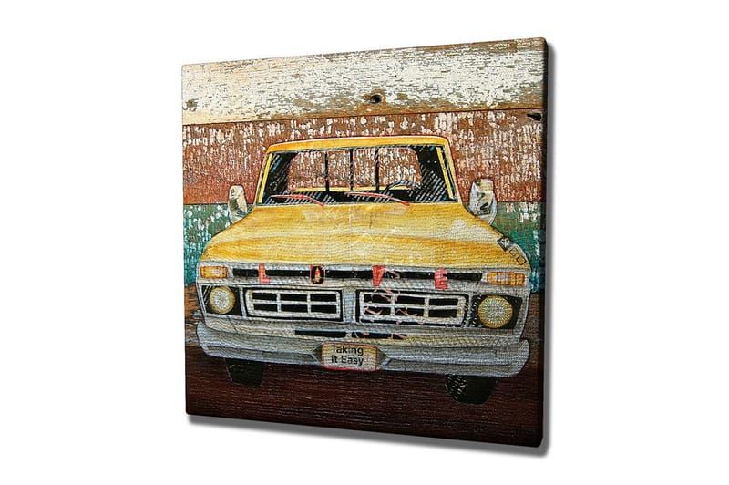 Lerretsbilde 45x45 cm - Gammel gul pickup med kjærlighetsbudskap - Gul / Brun / Grønn - Interiør - Maleri & posters - Lerretsbilder