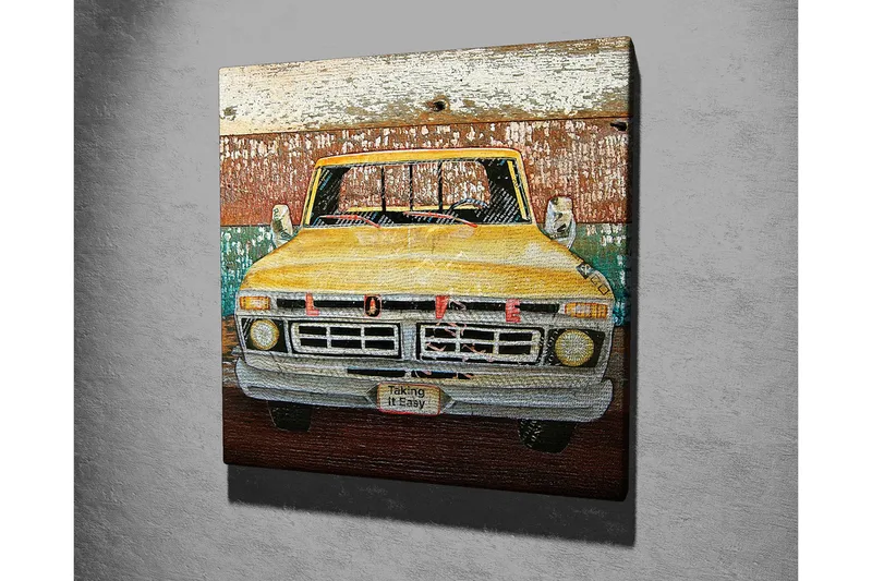 Lerretsbilde 45x45 cm - Gammel gul pickup med kjærlighetsbudskap - Gul / Brun / Grønn - Interiør - Maleri & posters - Lerretsbilder
