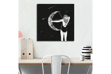 Lerretsbilde 45x45 cm - Kvinne som skyter en pil mot månen - Svart / Grå / Hvit - Interiør - Maleri & posters - Lerretsbilder